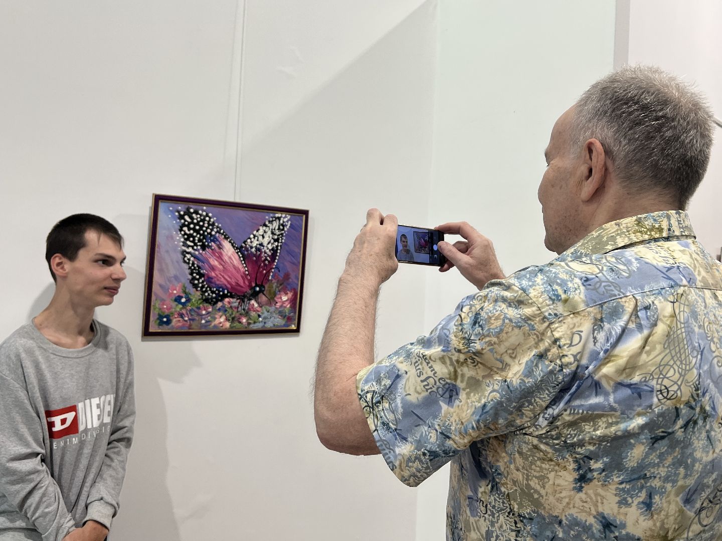 Химки, помощь детям, благотворительный фон, Артишок, выставка, Школа равных возможностей