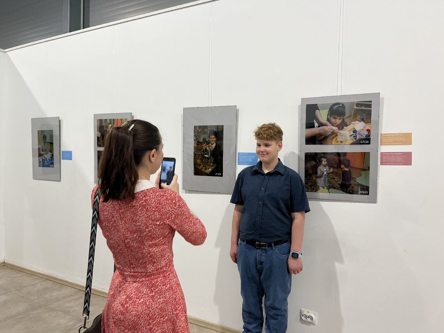 Химки, помощь детям, благотворительный фон, Артишок, выставка, Школа равных возможностей