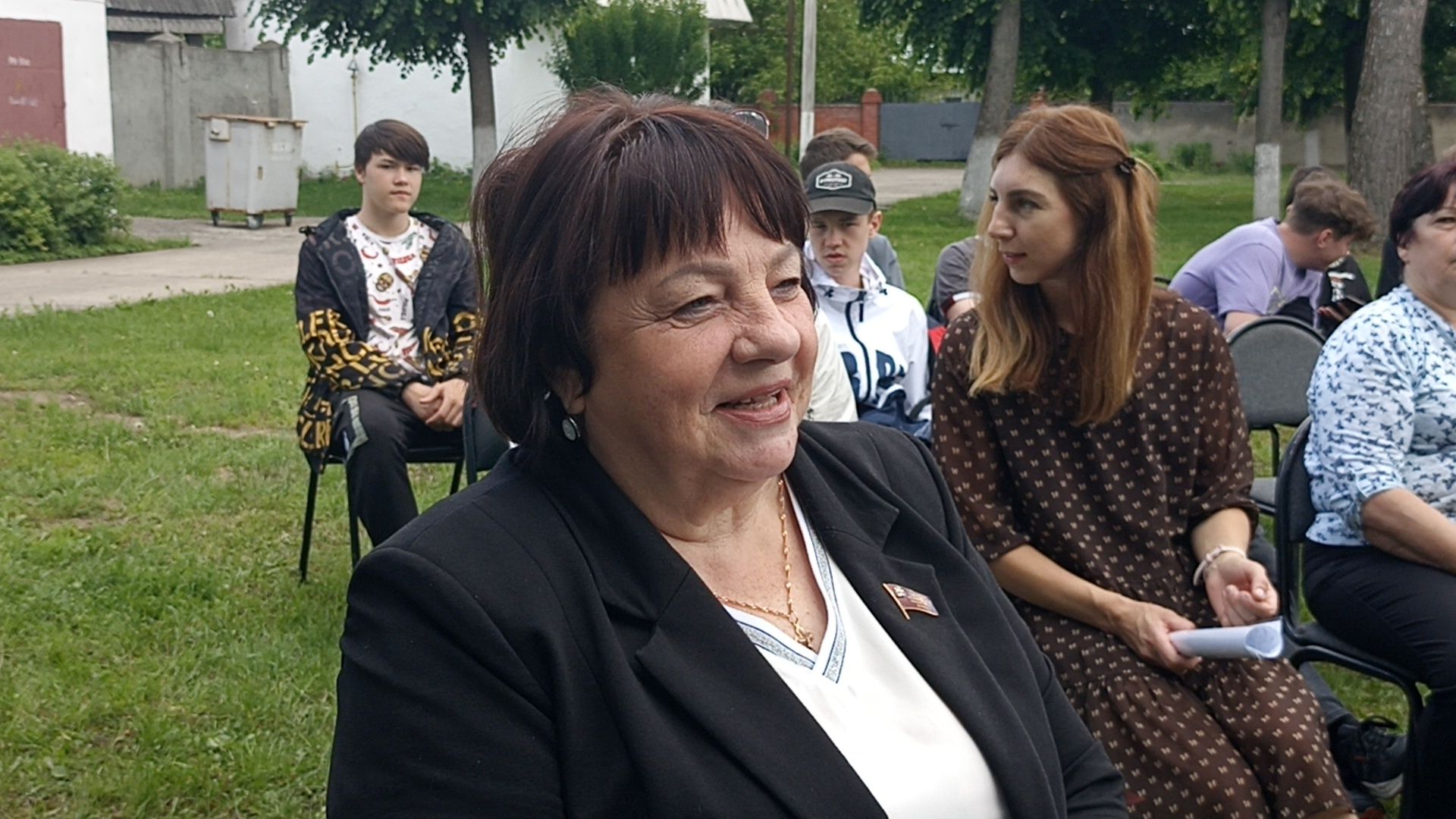 Серпухов, Подмосковье, трудовой лагерь, депутат, Татьяна Карзубова, дети, подростки, труд, благоустройство, отдых