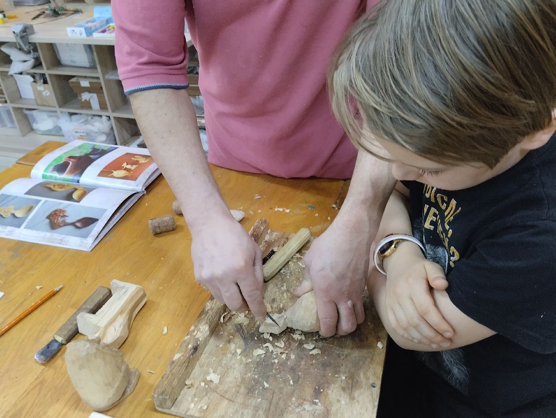 Резьба по дереву, Генезис