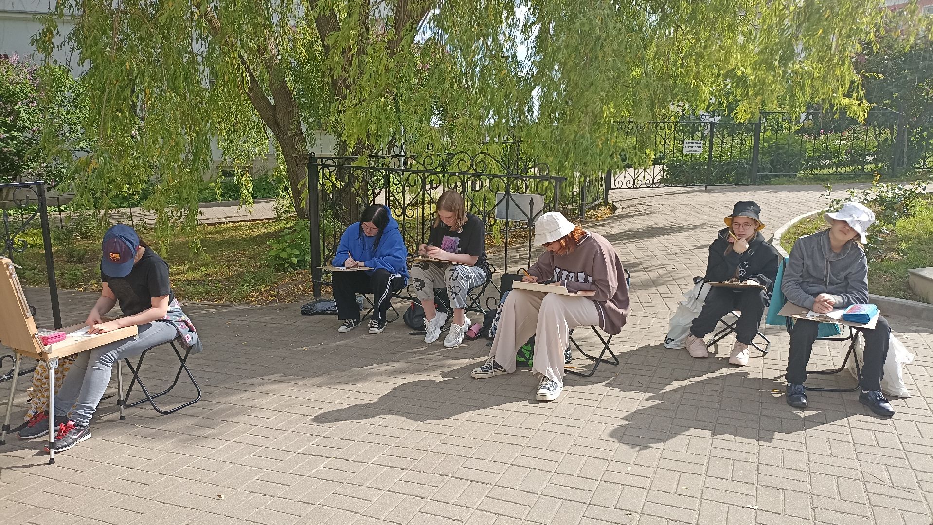 Серпухов, Подмосковье, художники, монастырь, пленэр, дети