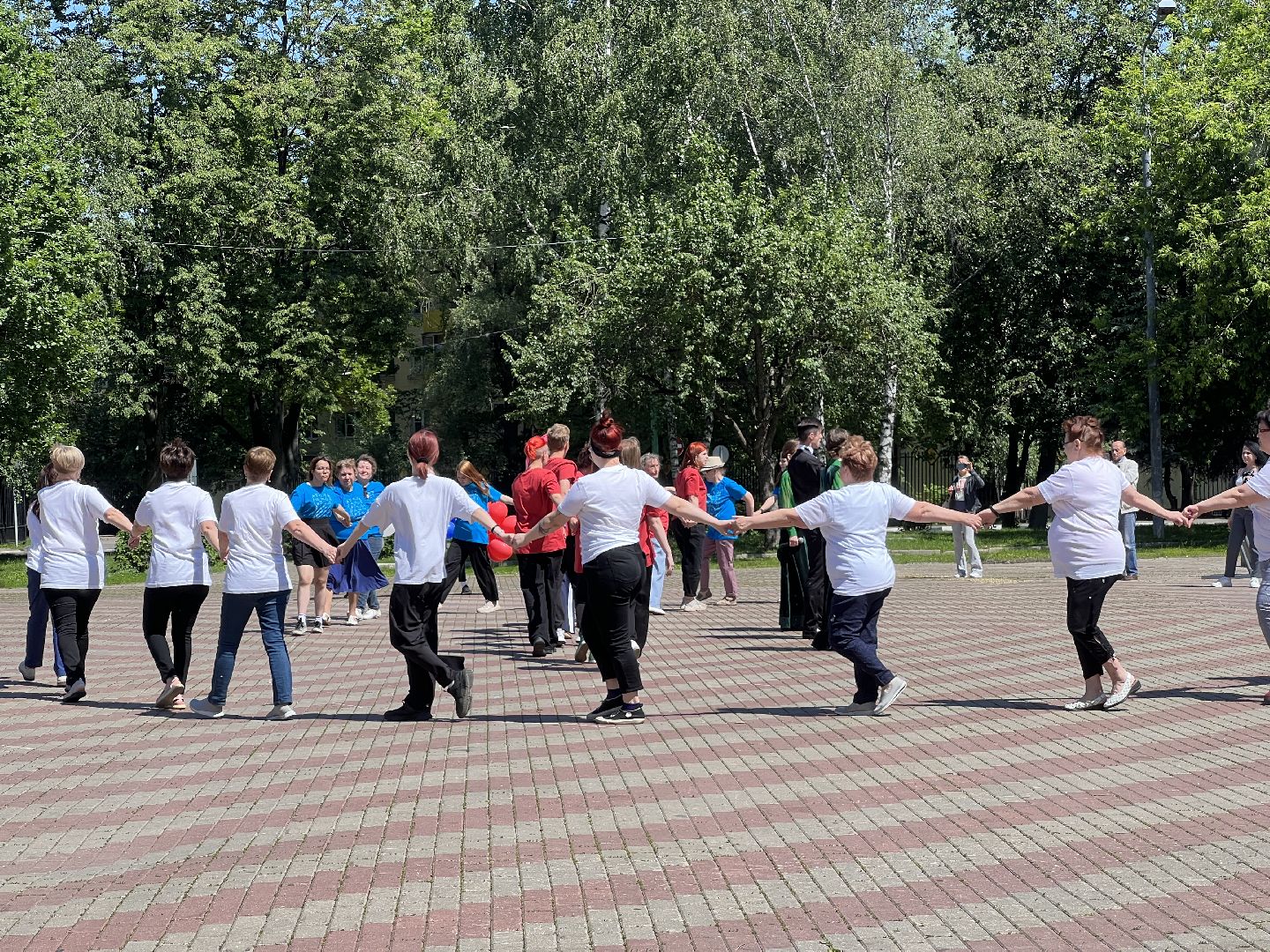 Химки, флешмоб, сквер Юбилейный, День России