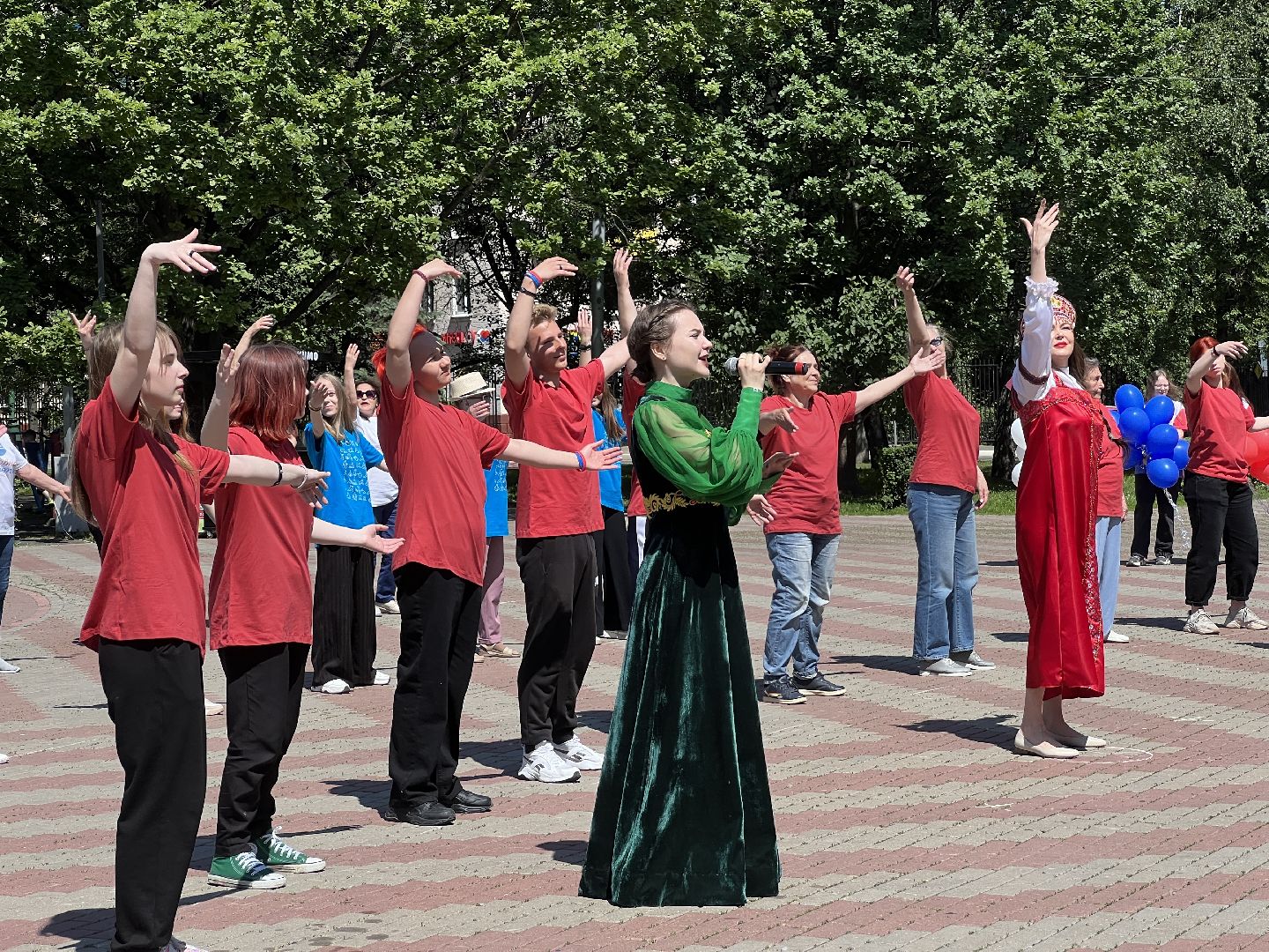 Химки, флешмоб, сквер Юбилейный, День России