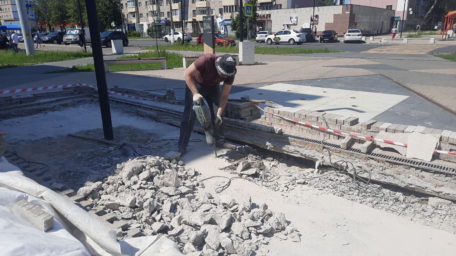 Шатура, Бульвар Мира, ремонт фонтана