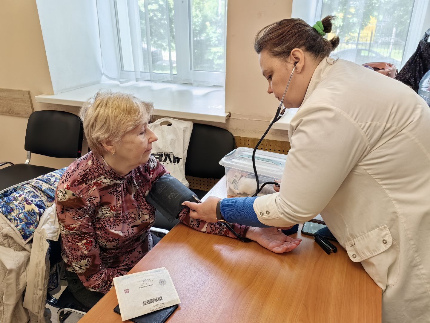 Диспансеризация, врач, жители, анализы