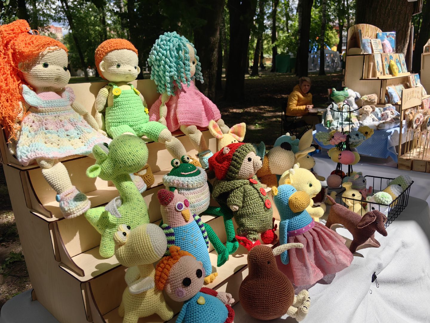 Изделия, эпоксидная смола, игрушки, часы, ярмарка, предприниматель