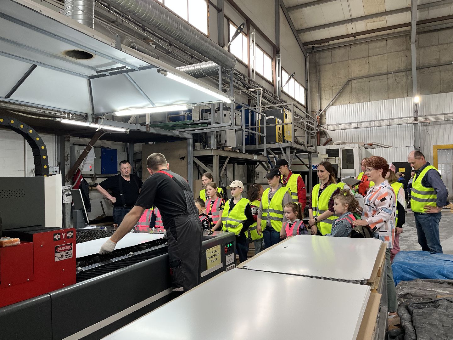 Шаховская, экскурсия, предприятие