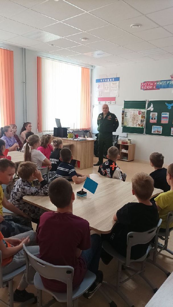 Чехов, школа, День России, мероприятие, дети, ветеран