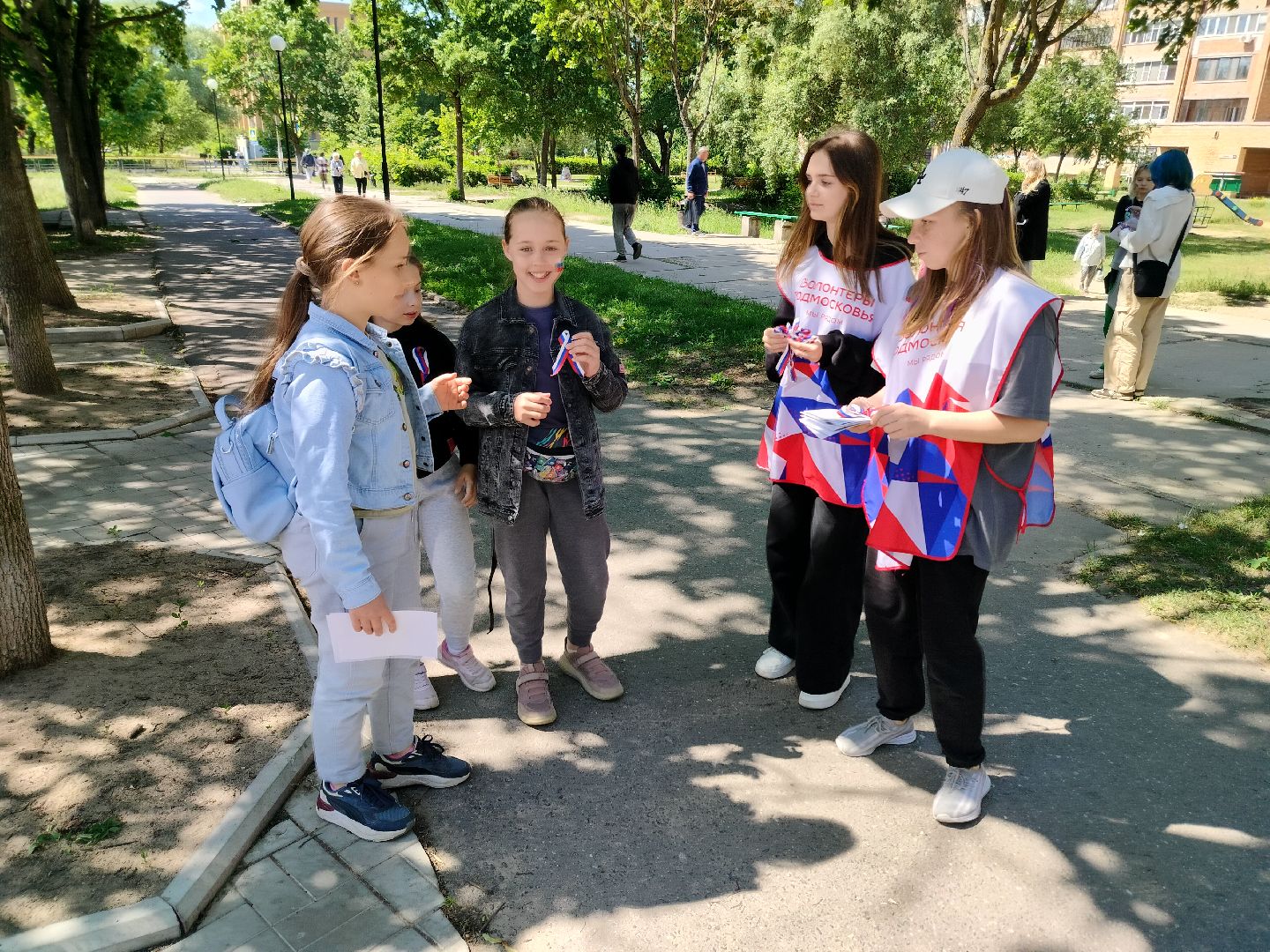 День России, волонтеры, праздник, триколор, Протвино