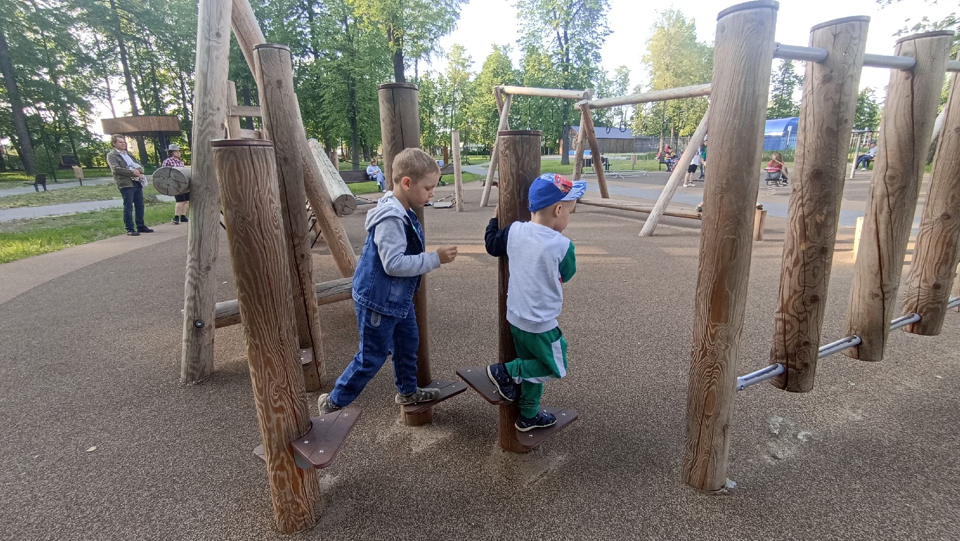 Серпухов, Подмосковье, парк, дети, полоса препятствий