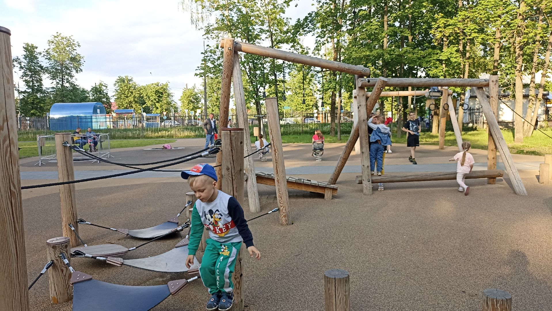 Серпухов, Подмосковье, парк, дети, полоса препятствий