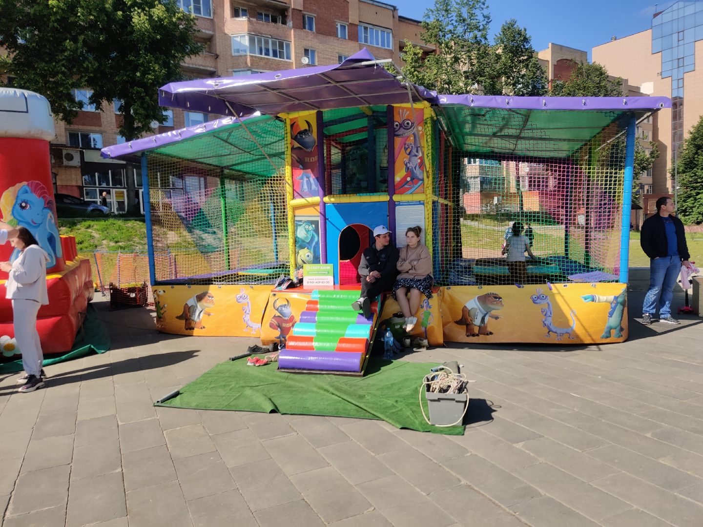 Красноармейск, Пушкинский, триколор, шествие День России