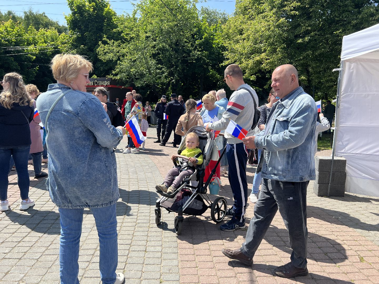 Волонтеры Подмосковья, Химки, День России