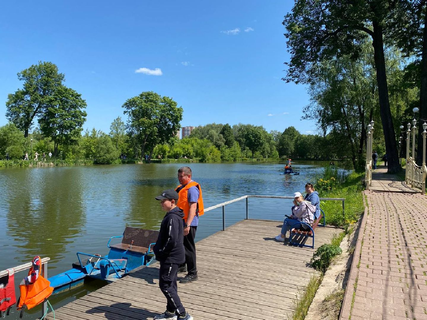 Чехов, День России, праздник, парк, катание, катамаран