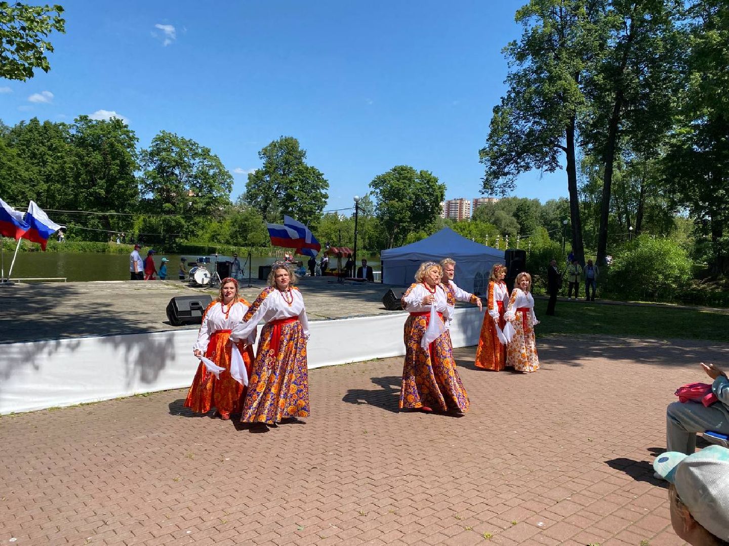 Чехов, День России, концерт, парк, жители