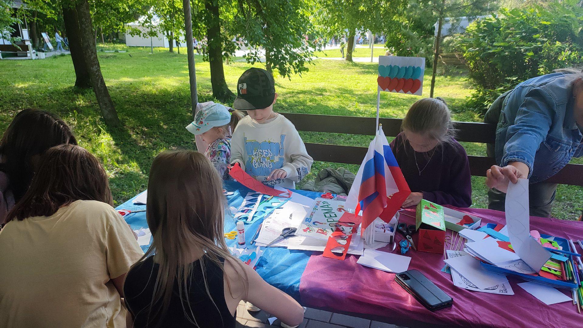 Кашира, День России, мастер-класс, викторина, парк