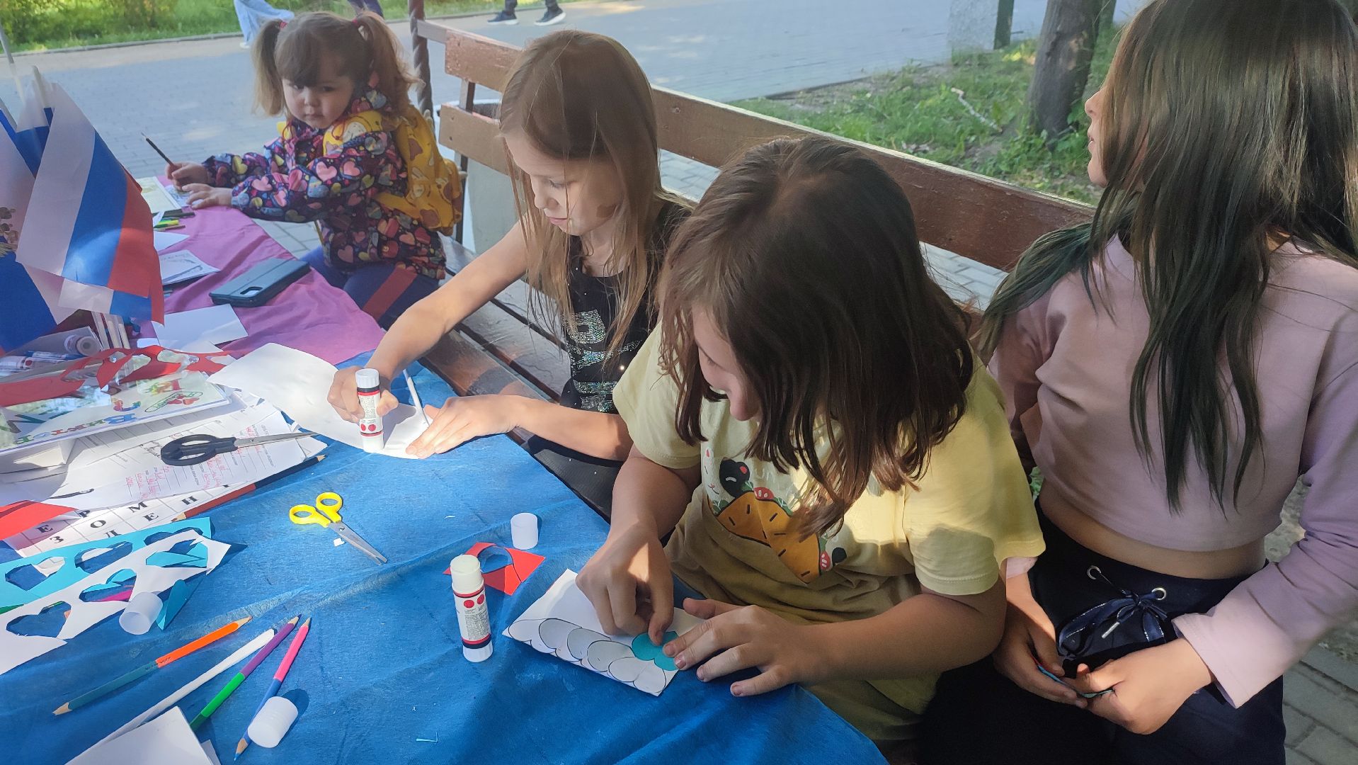 Кашира, День России, мастер-класс, викторина, парк