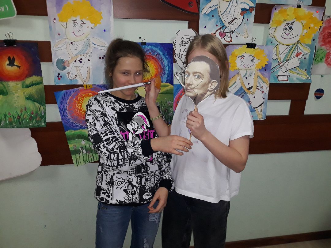 Раменское, общество