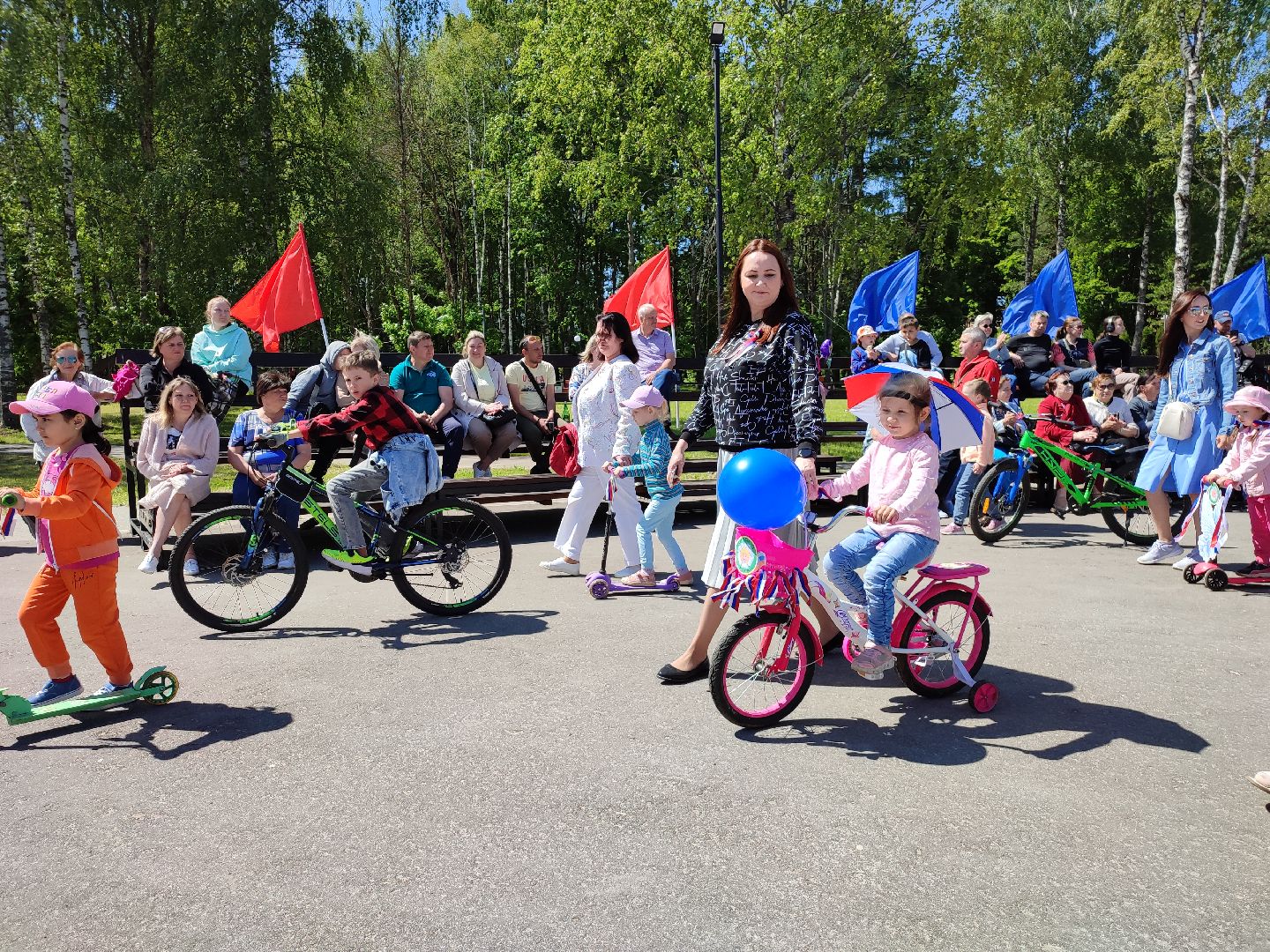 #парад, #флаги, #коляски, #велосипеды, #самокаты, #деньроссии. #12июня, #праздник, #талдом