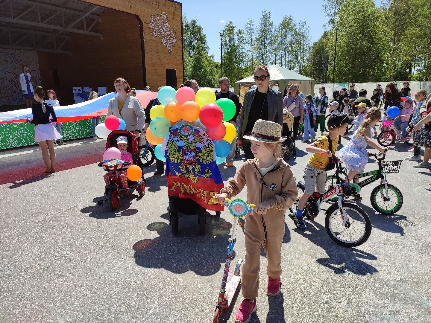 #парад, #флаги, #коляски, #велосипеды, #самокаты, #деньроссии. #12июня, #праздник, #талдом