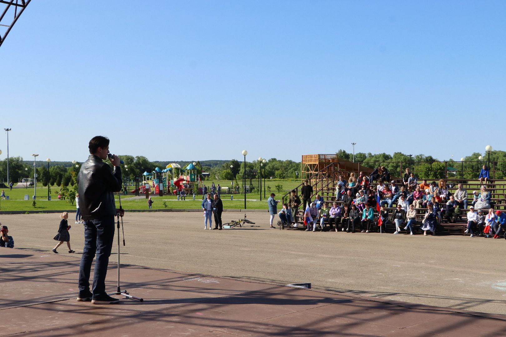 Серебряные Пруды, День России, Парк