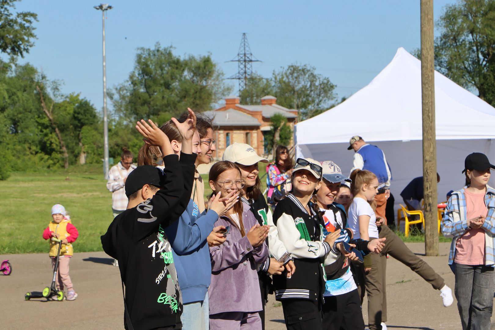 Серебряные Пруды, День России, Парк
