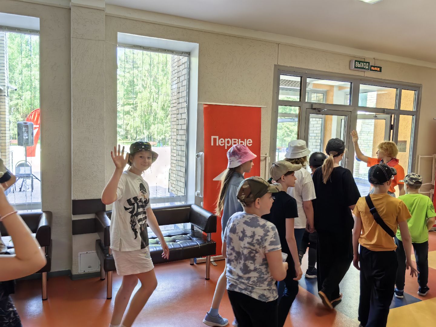 Детский лагерь, лето, кружки, пионервожатая