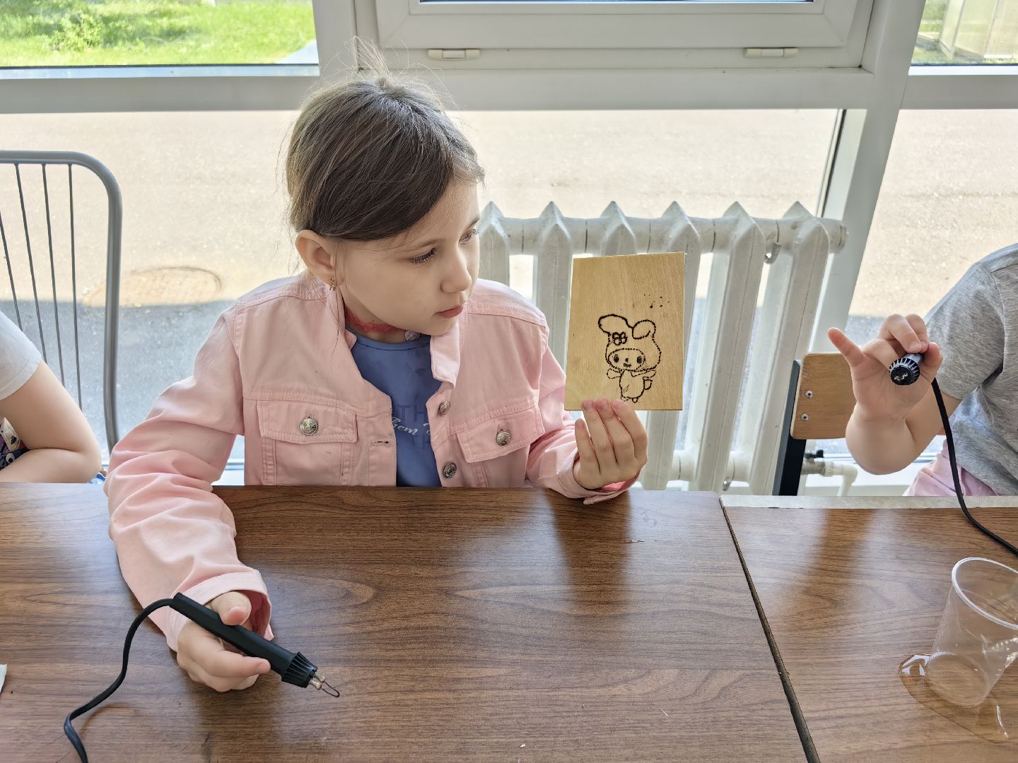 Выжигание, творчество, детский лагерь, аниме