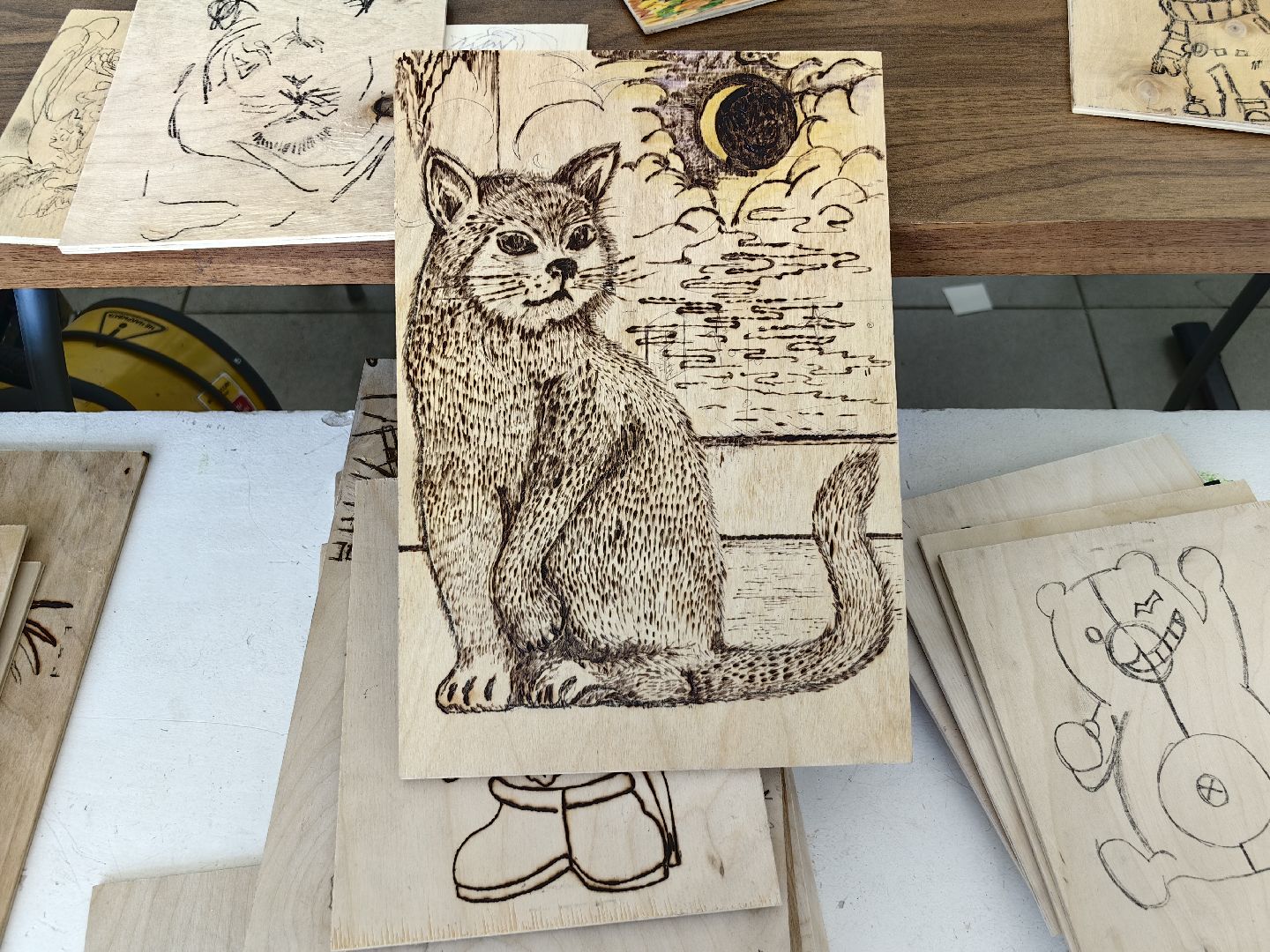 Выжигание, творчество, детский лагерь, аниме