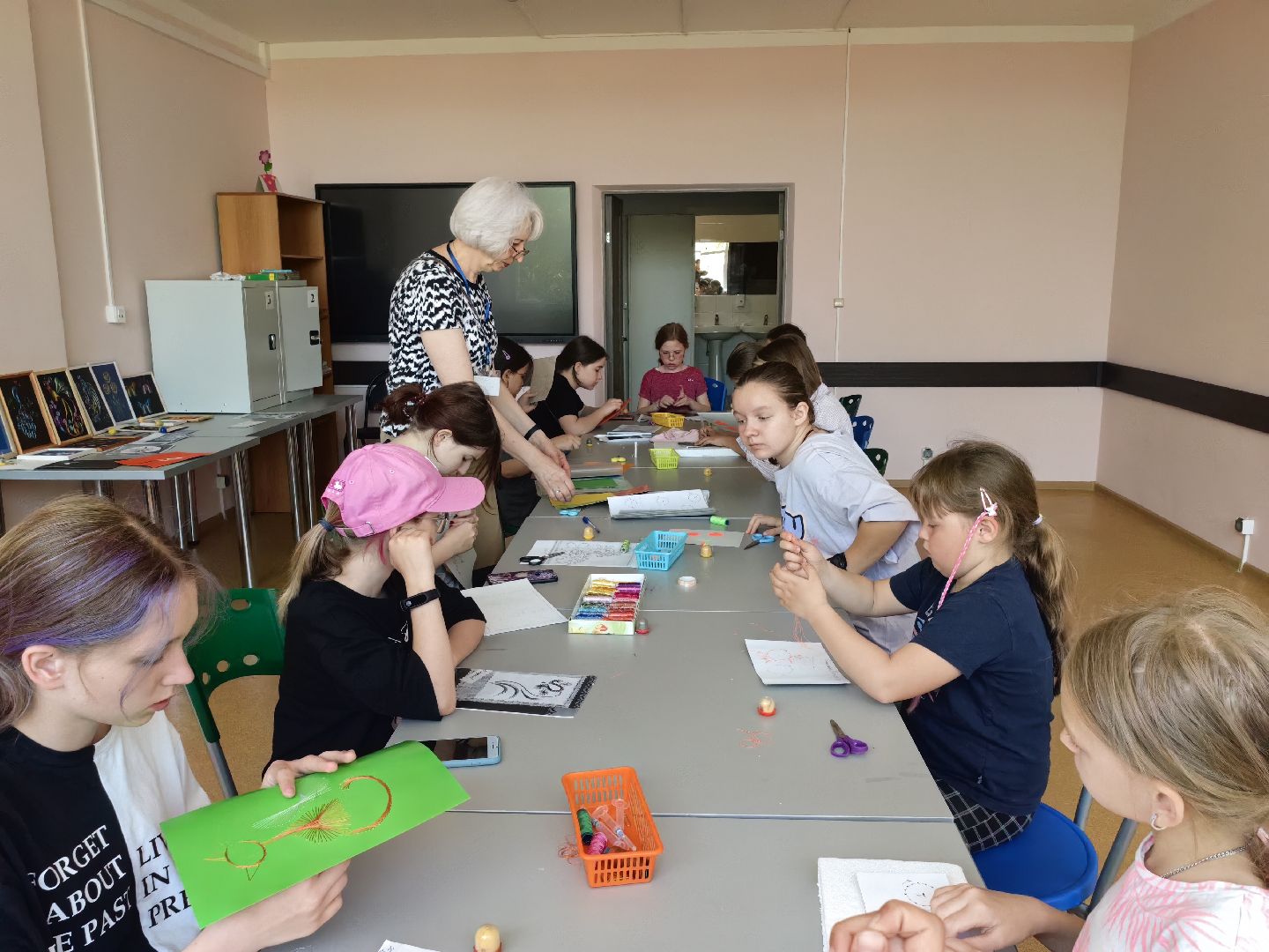 Изонить, моторика, игла, картон, студия