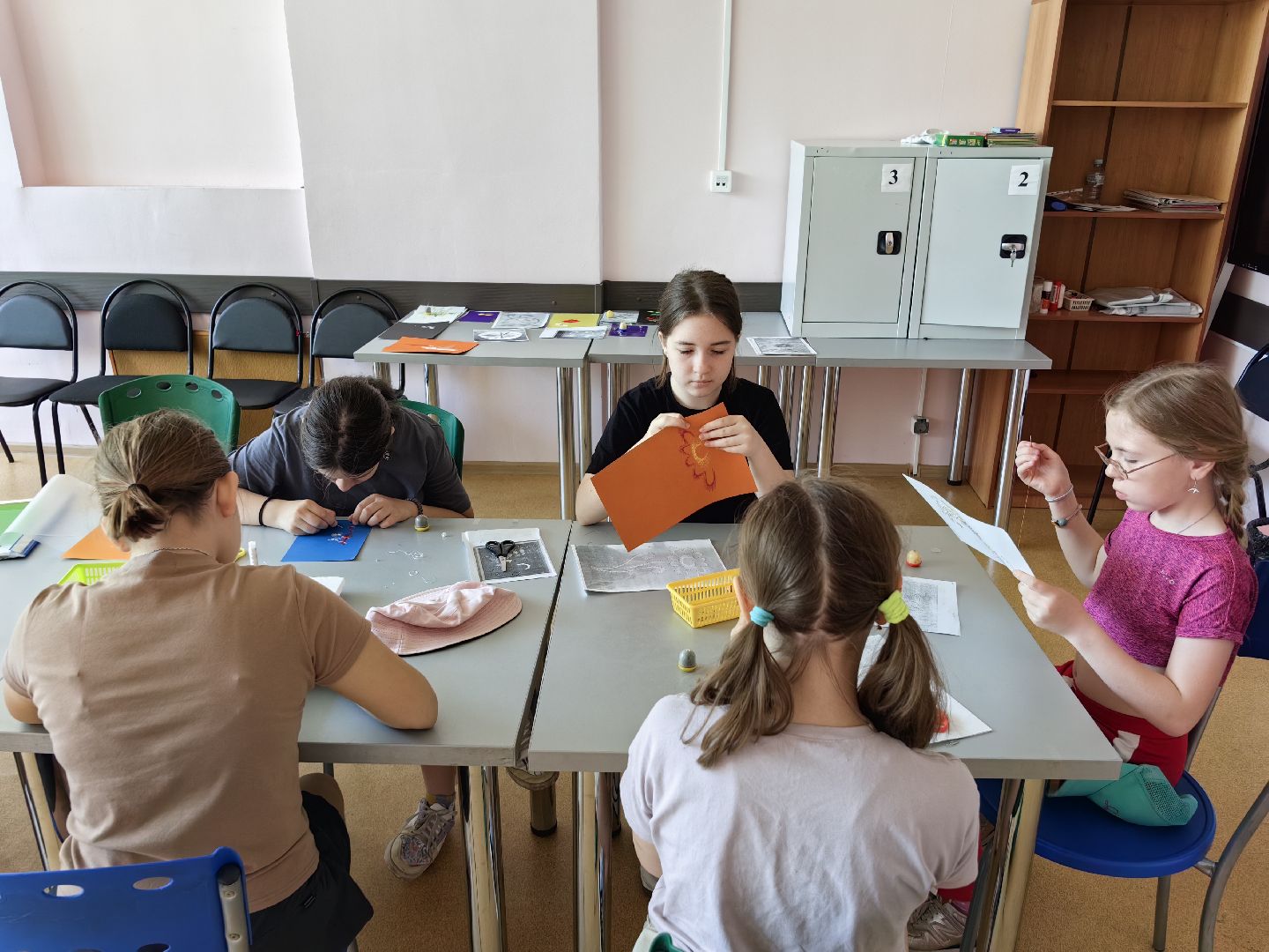 Изонить, моторика, игла, картон, студия