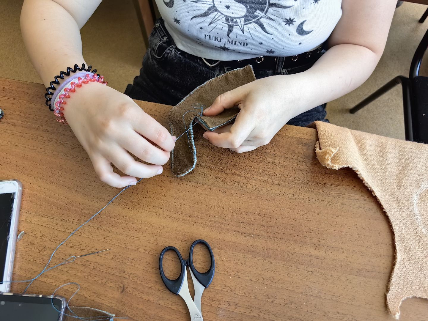 Мягкая игрушка, шитьё, заяц, кружок, пионерский лагерь