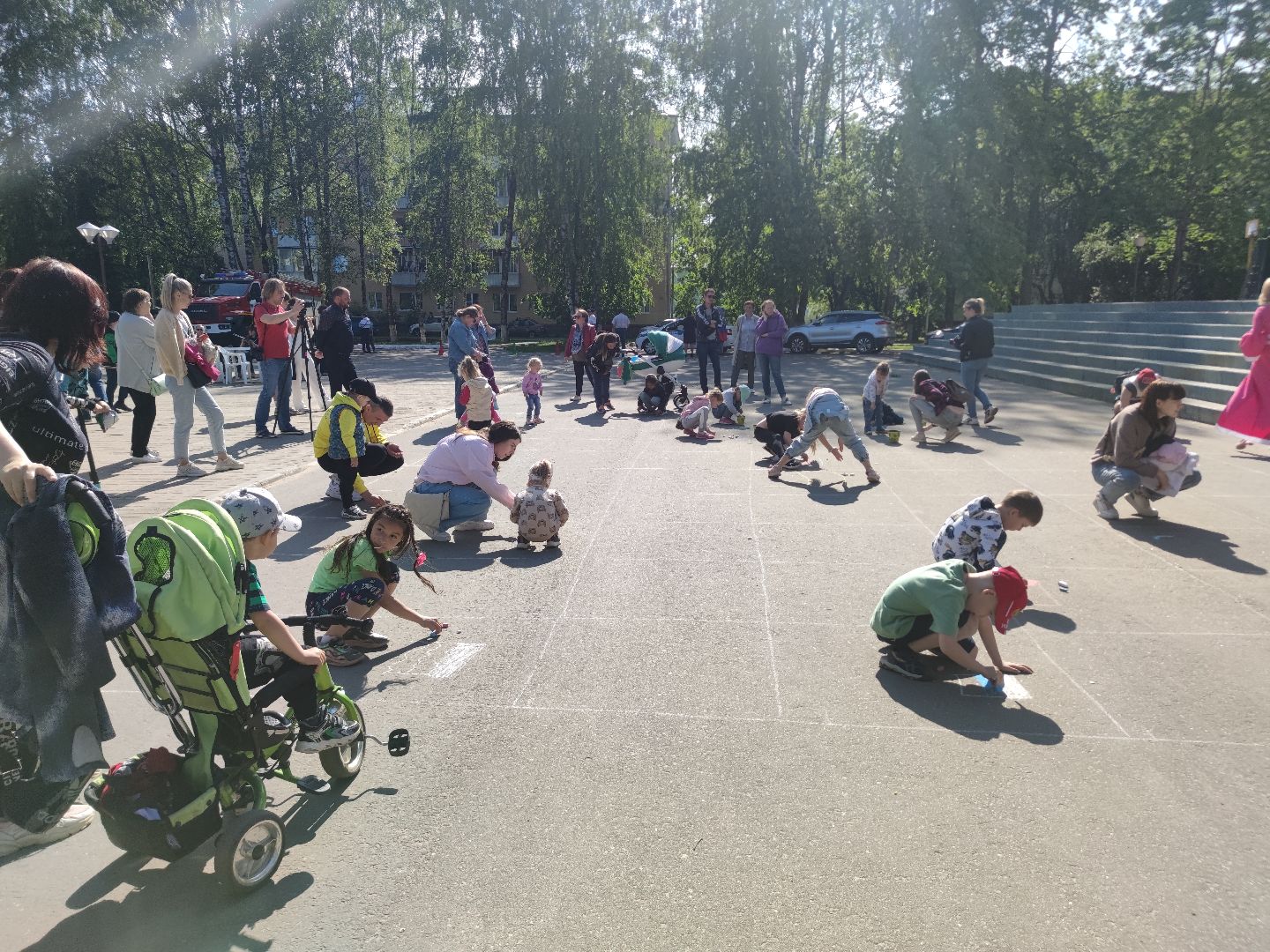 Рисунок на асфальте, конкурс, дети, День России, Дубна