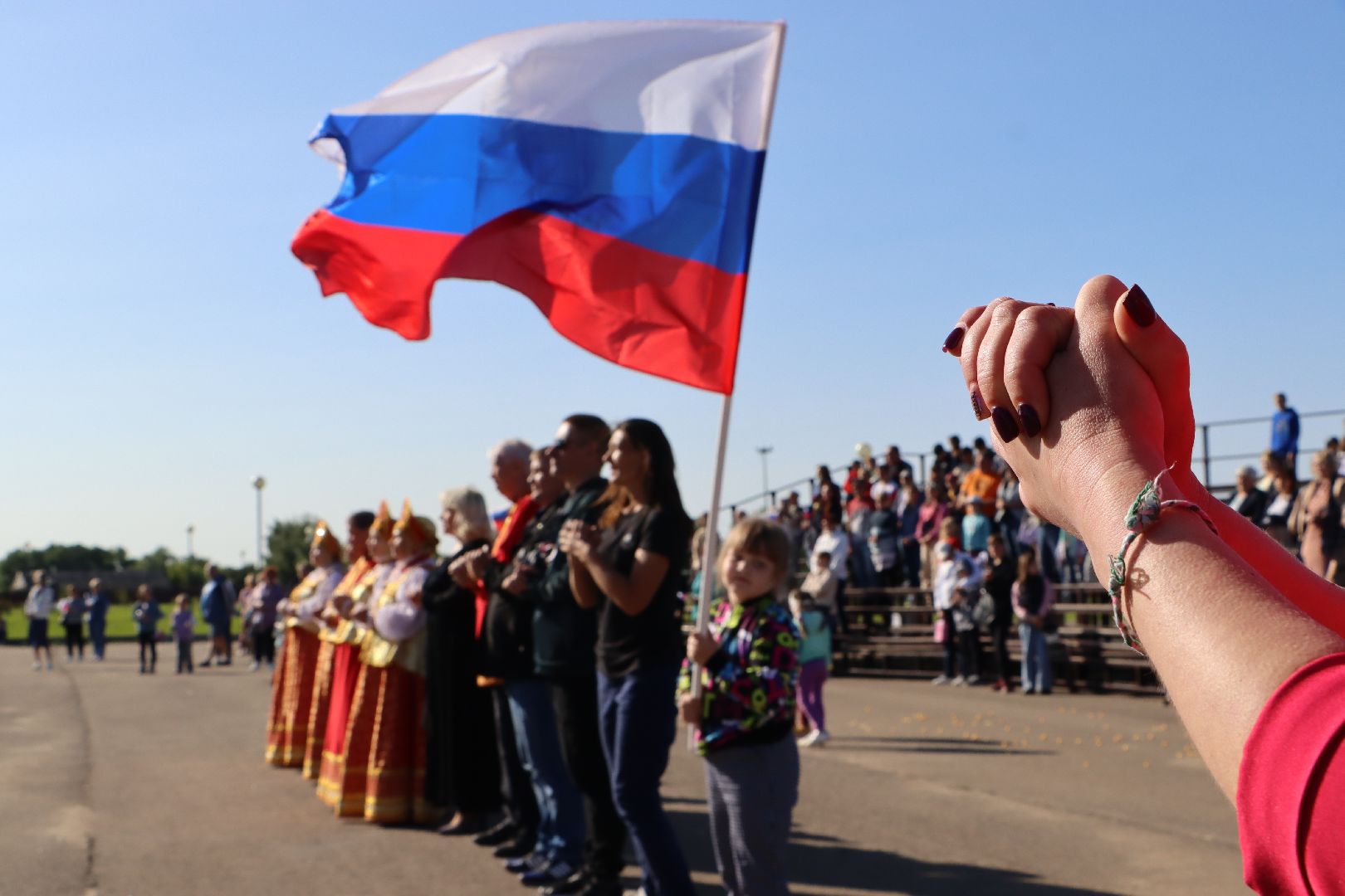 Серебряные Пруды, День России, парк Серебряный, Встанем, флешмоб