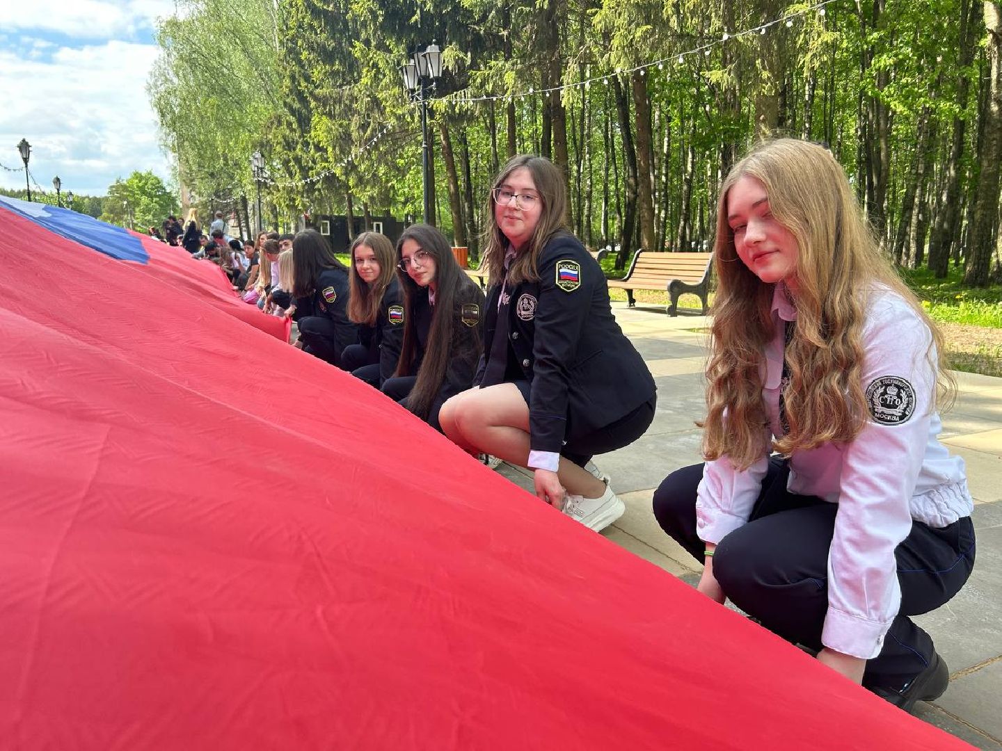 Наро-Фоминск, молодёжь Подмосковья, флешмоб, горжусь Россией, День России, триколор, Всероссийская акция