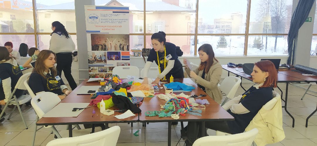 Щёлково, общество