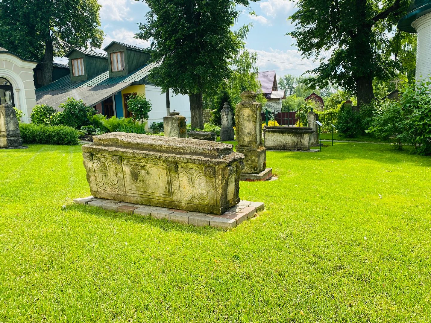 Домодедово, лапидарий, экскурсия, белый камень