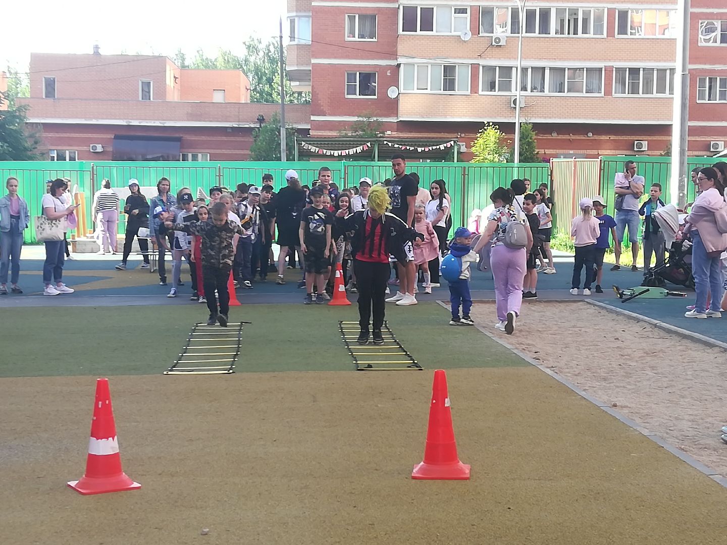 Звенигород, праздник Двора, микрорайон Супонево, Веселые старты, культурно-спортивный досуговый центр