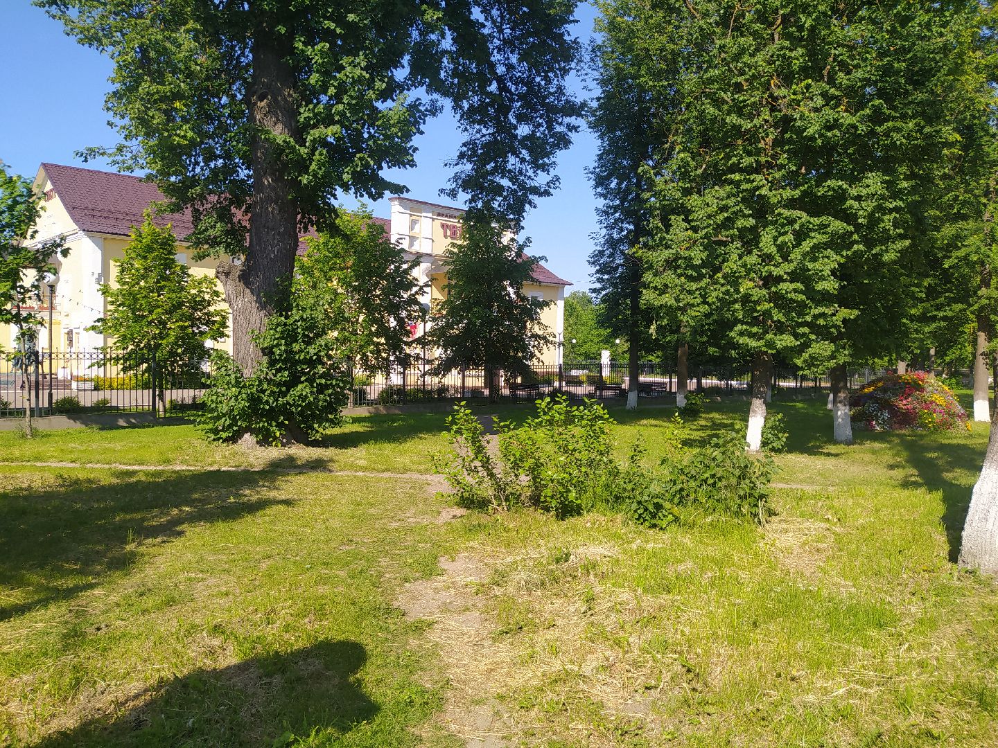 Истра, театр, благоустройство