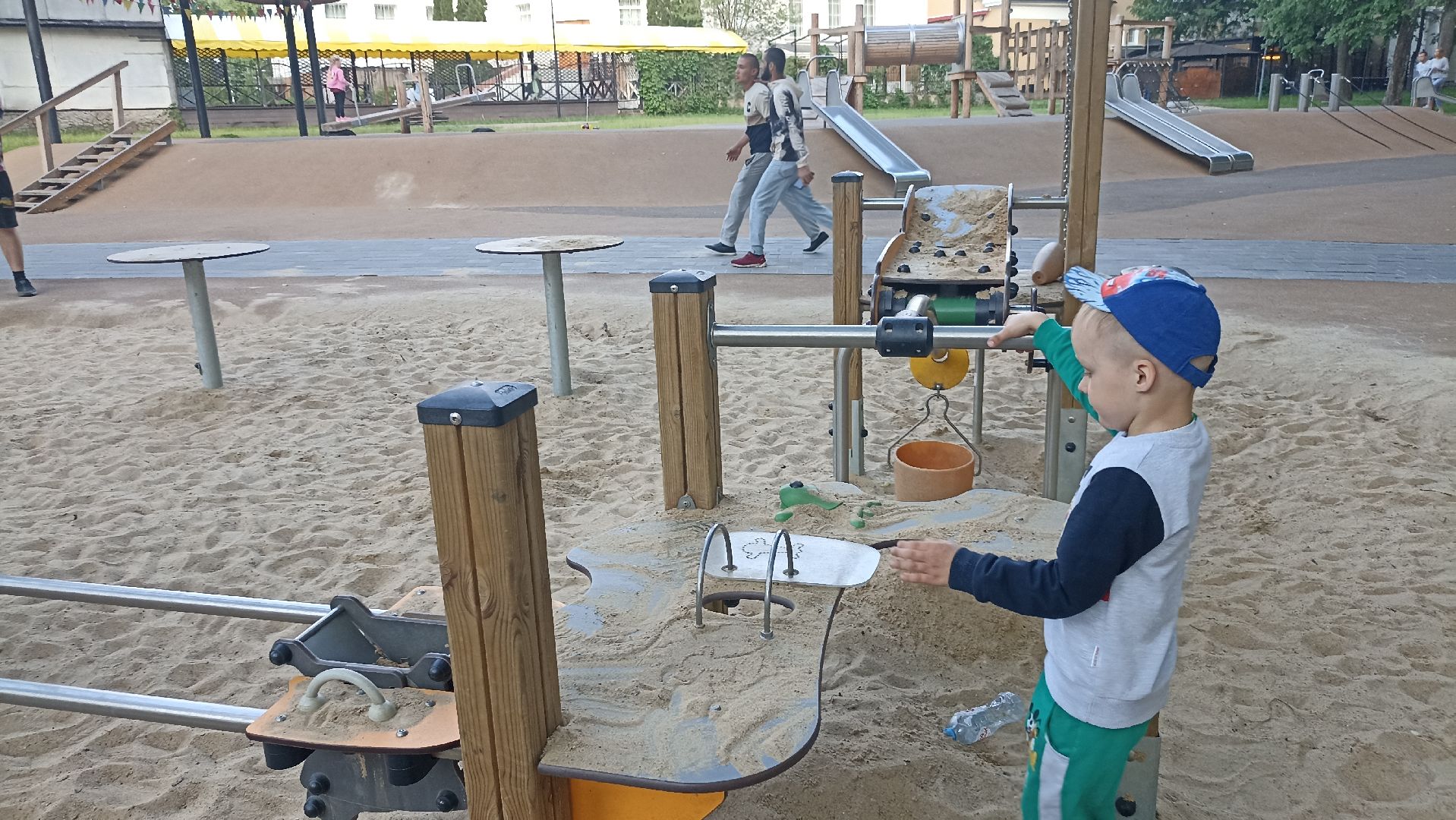 Серпухов, Подмосковье, парк, песочница, дети