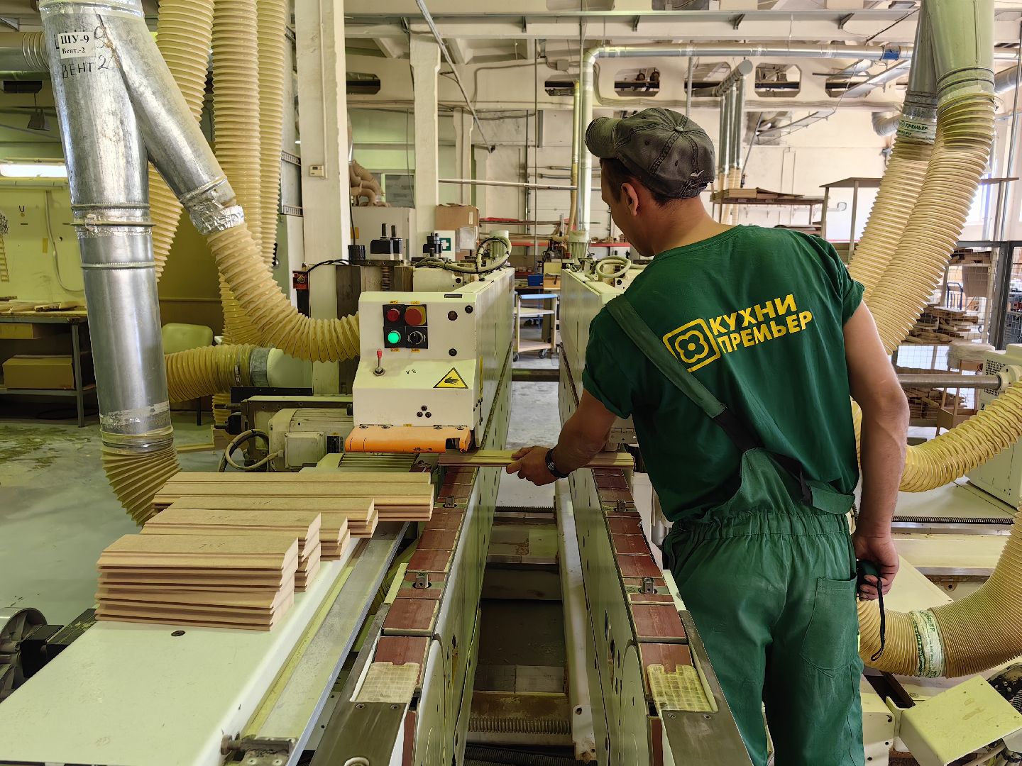 Кухни, производство, модельный ряд, материалы