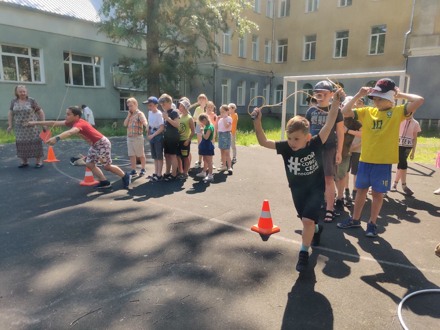 Красноармейск, Пушкинский, школьный лагерь, спортивная эстафета, лето в Подмосковье