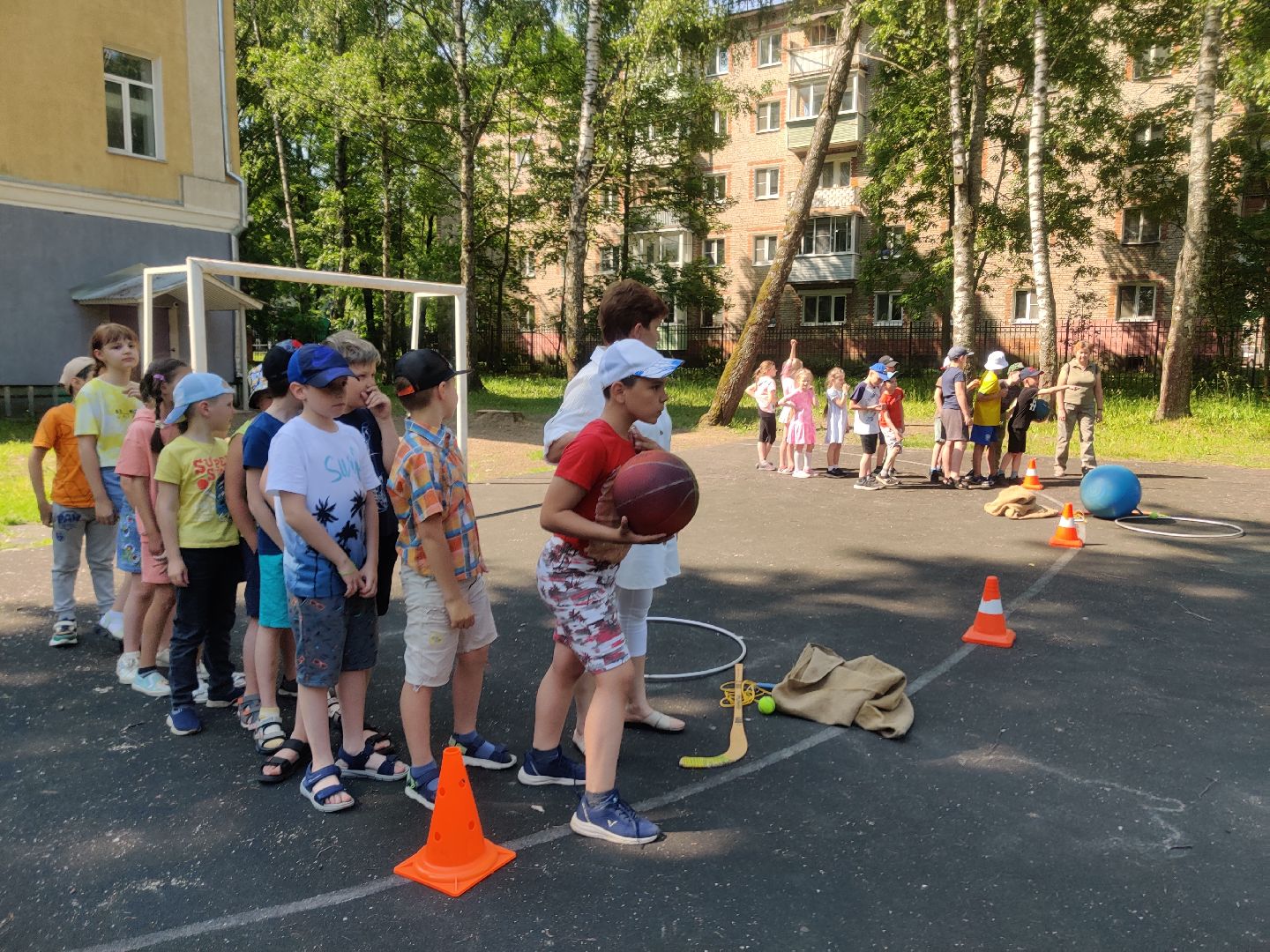 Красноармейск, Пушкинский, школьный лагерь, спортивная эстафета, лето в Подмосковье