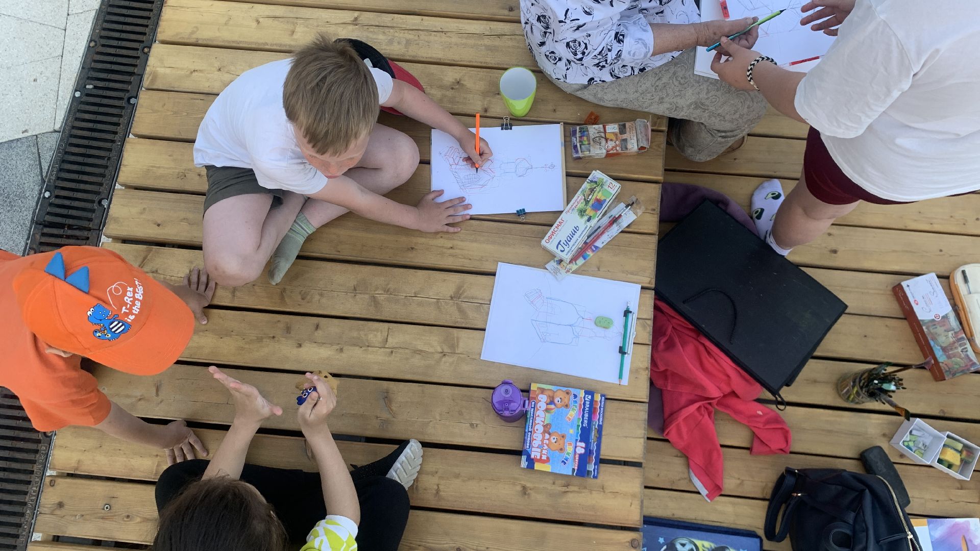 Ступино, вернисаж художников, площадь Металлургов