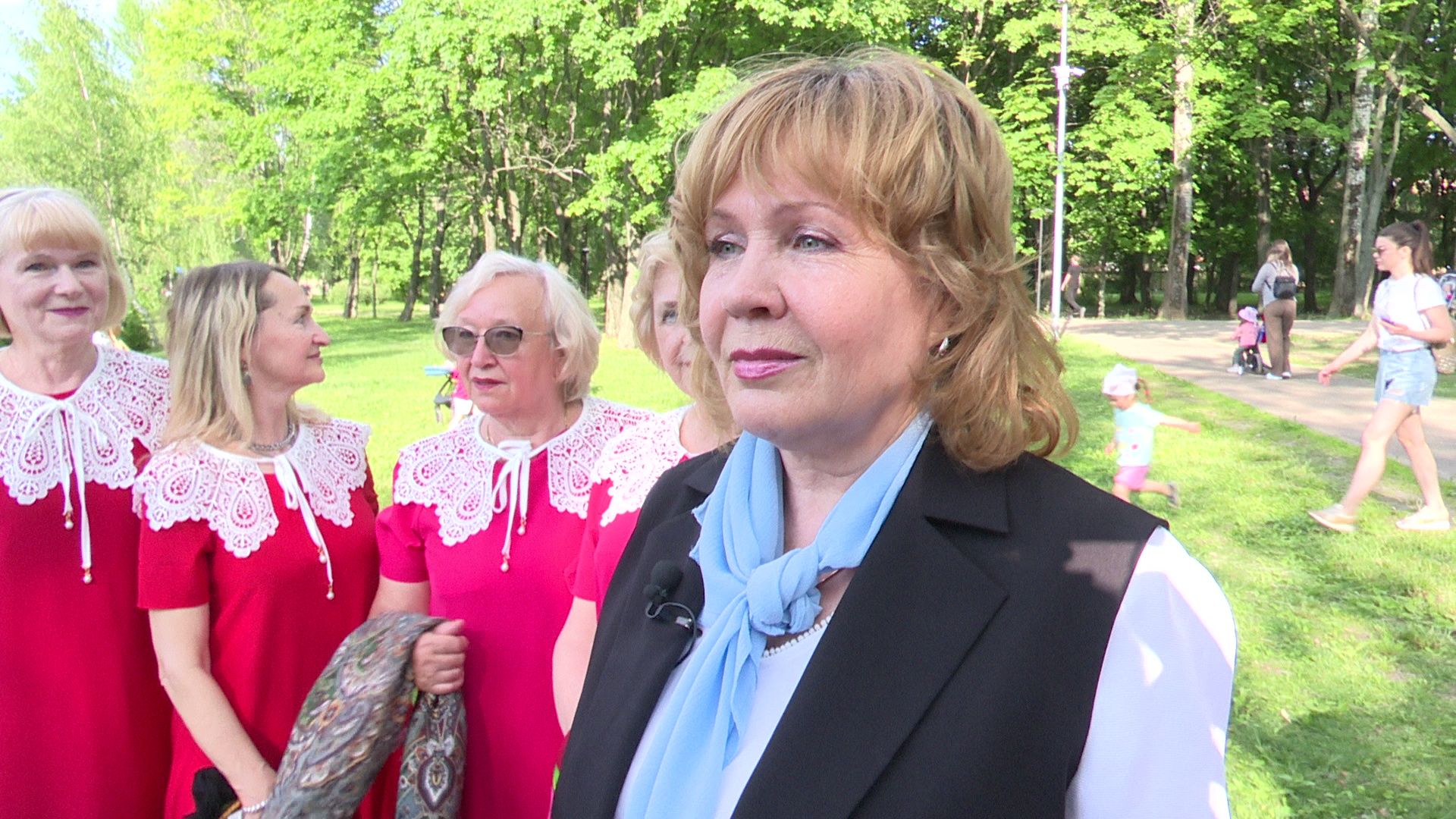 Реутов, «Бархатная осень», «Активное долголетие», «Фабричный пруд», парк, концерт