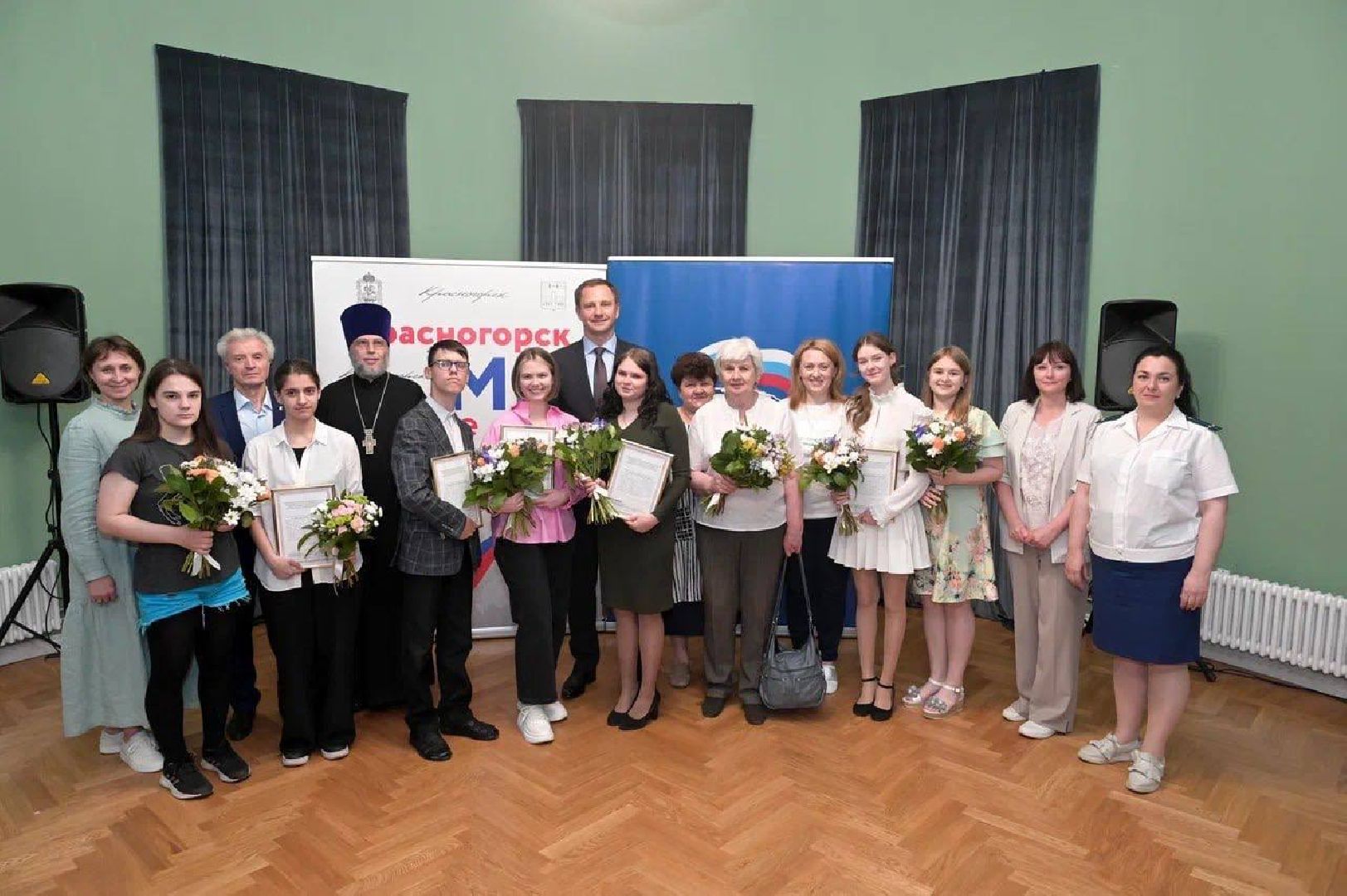 дети, помощь людям,