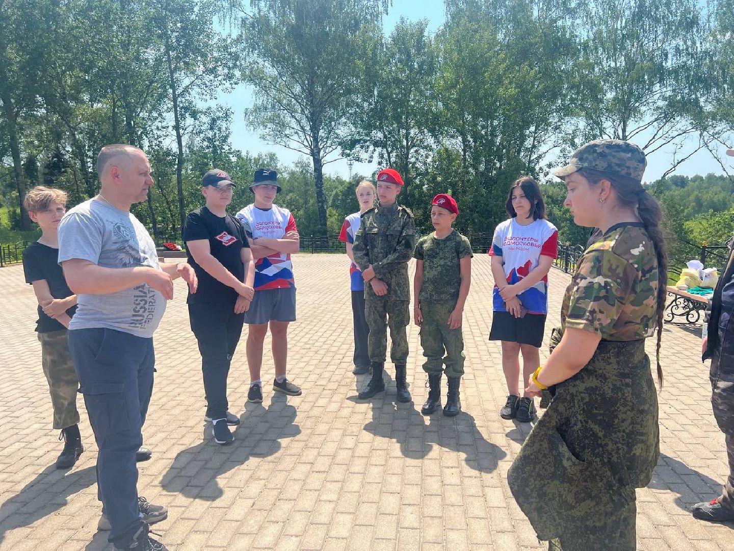 Можайск, Можайский городской округ, Подмосковье, волонтёры, юнармия, субботник, мемориал, воинское захоронение