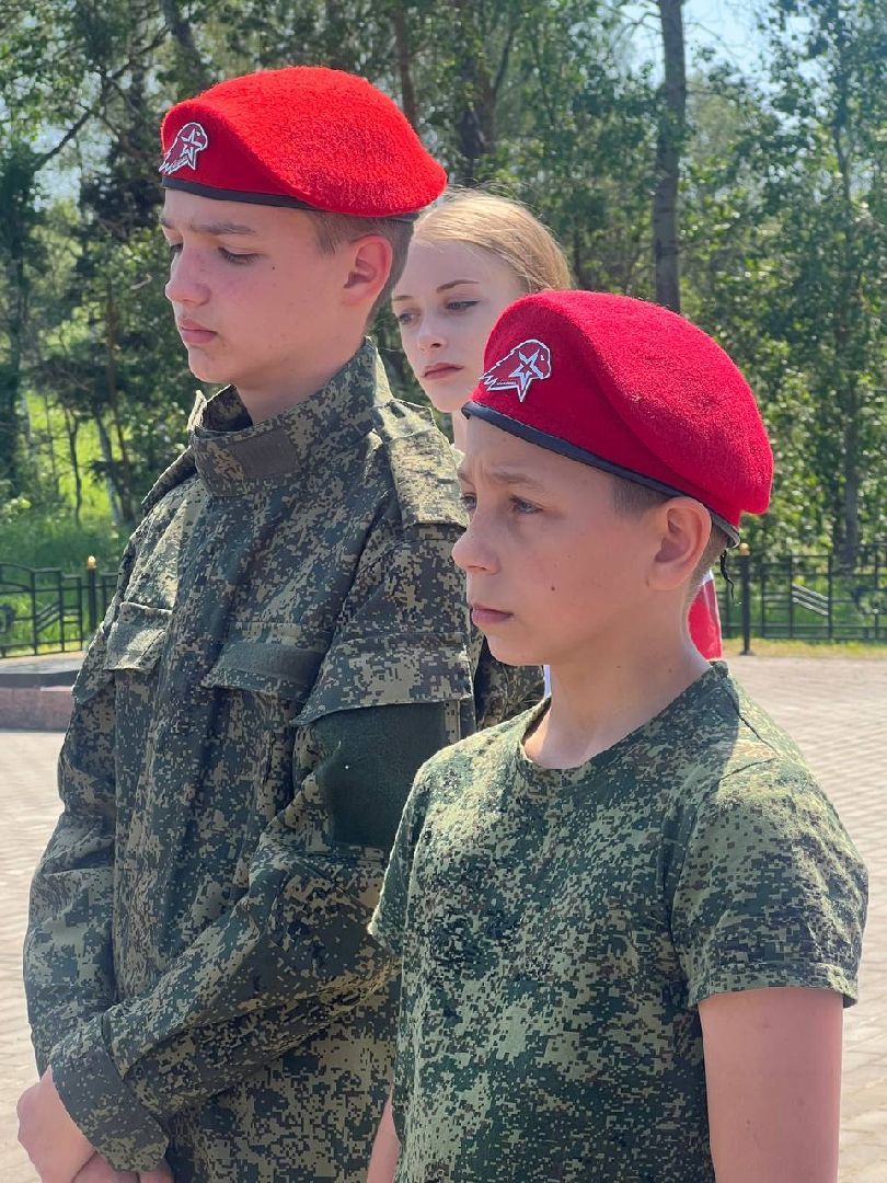 Можайск, Можайский городской округ, Подмосковье, волонтёры, юнармия, субботник, мемориал, воинское захоронение