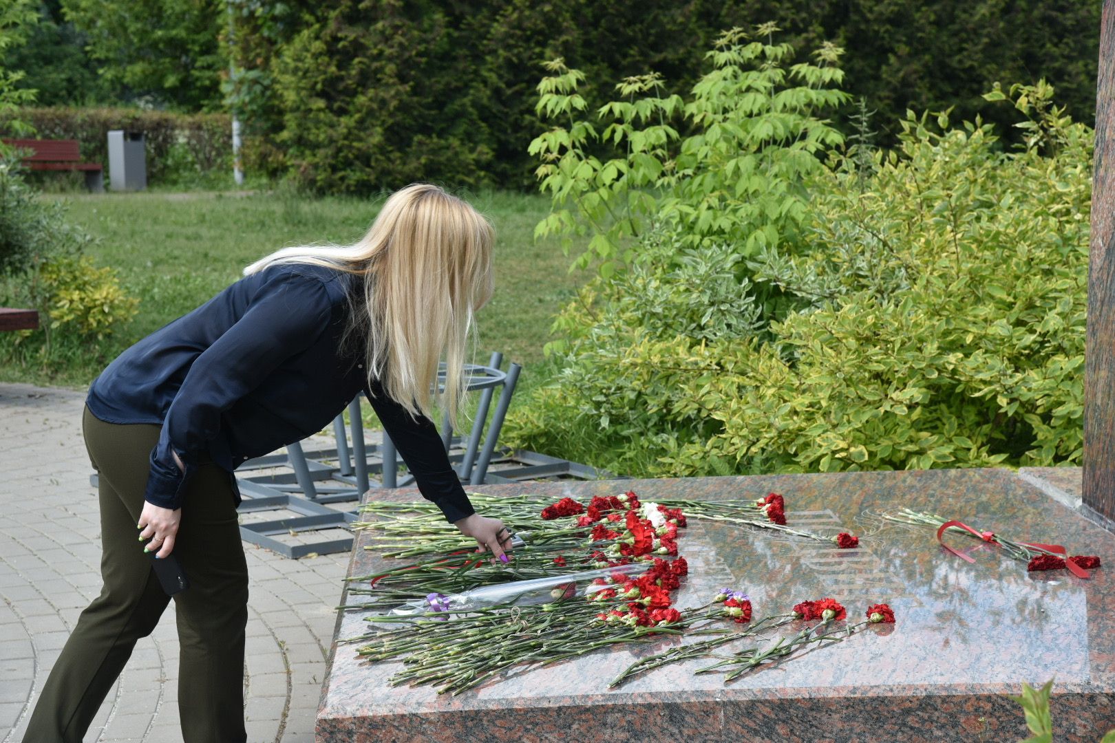 Химки, памятник, возложение, медработник