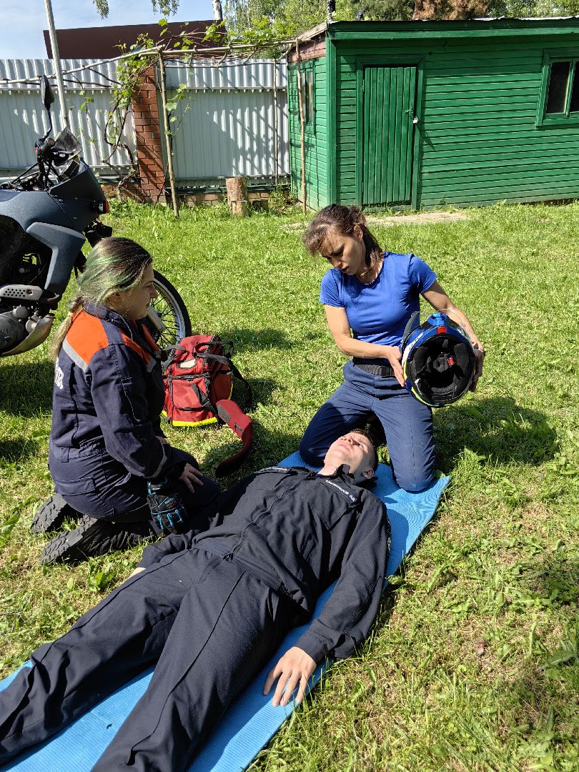 Мотоцикл, мопед, ДТП, помощь, шлем